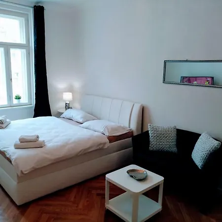 아파트 New Cozy Studio In The Center Of 프라하