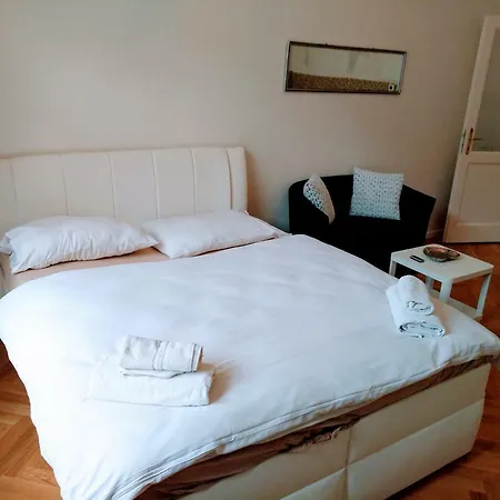 New Cozy Studio In The Center Of 아파트 *