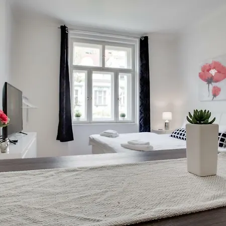 아파트 New Cozy Studio In The Center Of 프라하